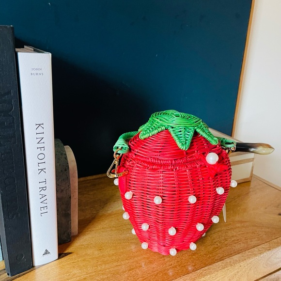 Kate Spade x Target Exclusive Pear Embellished Strawberry Basket Bag - Picture 5 of 10